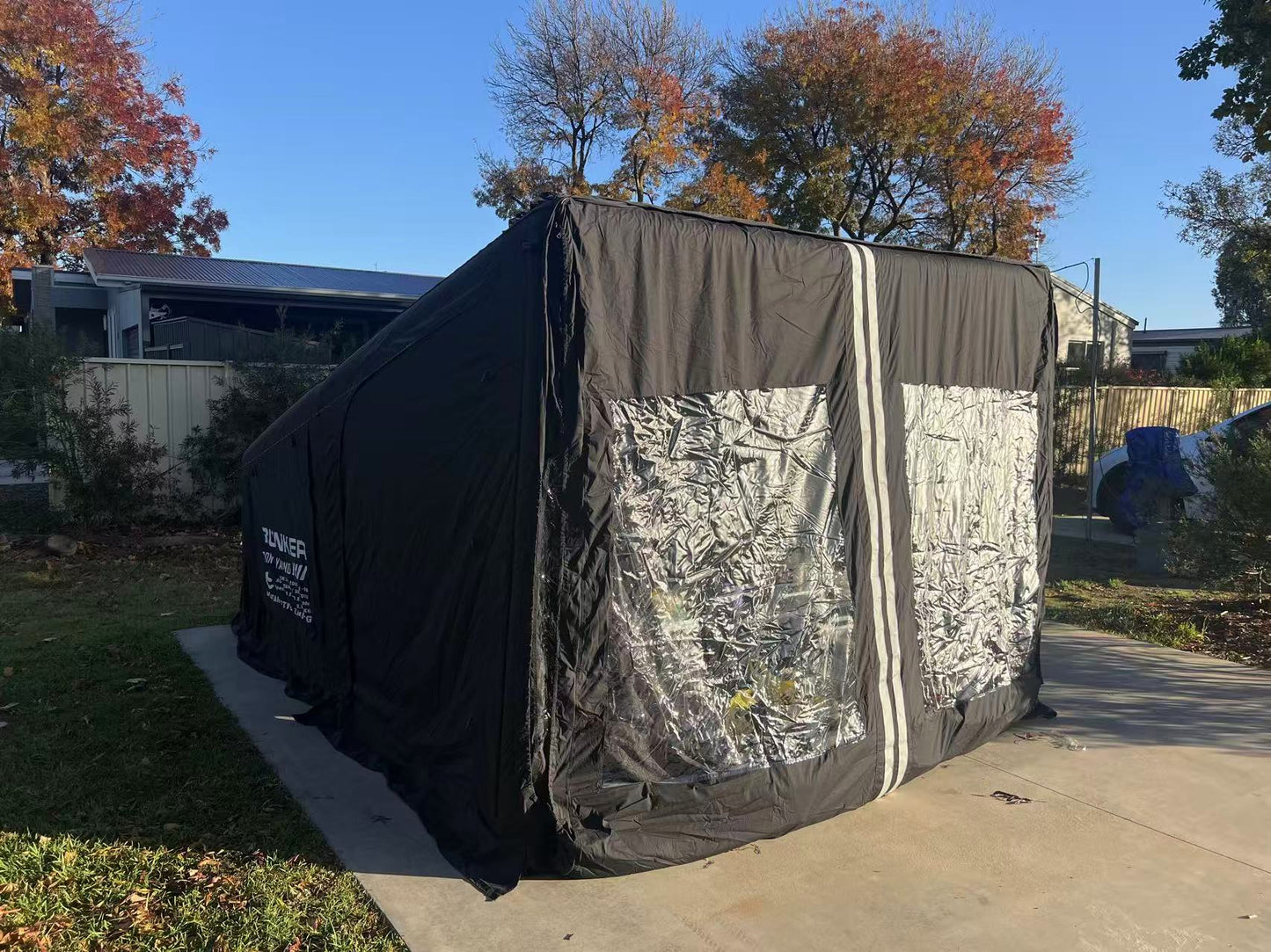 B #2 people inflatable tent with 1 living room